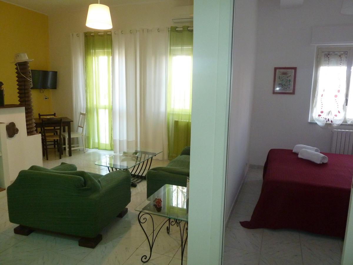 גיארדיני נאקסוס B&B Villa Palici מראה חיצוני תמונה