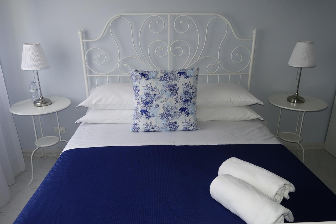 גיארדיני נאקסוס B&B Villa Palici מראה חיצוני תמונה