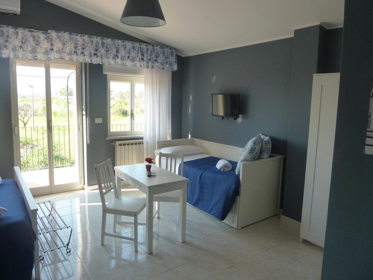 גיארדיני נאקסוס B&B Villa Palici מראה חיצוני תמונה
