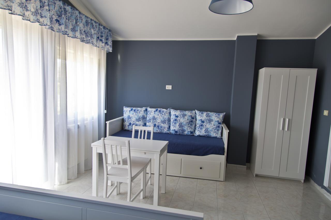 גיארדיני נאקסוס B&B Villa Palici מראה חיצוני תמונה