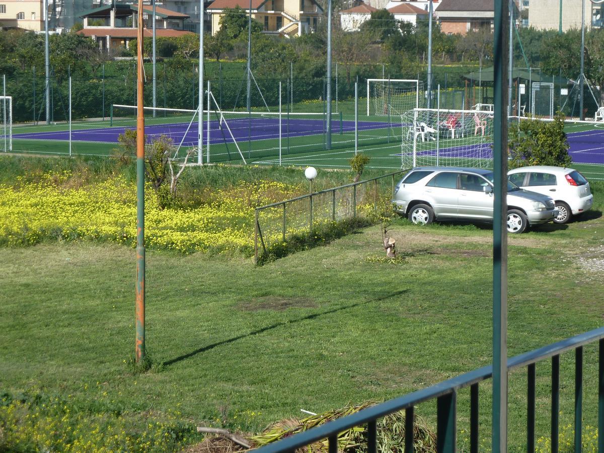 גיארדיני נאקסוס B&B Villa Palici מראה חיצוני תמונה