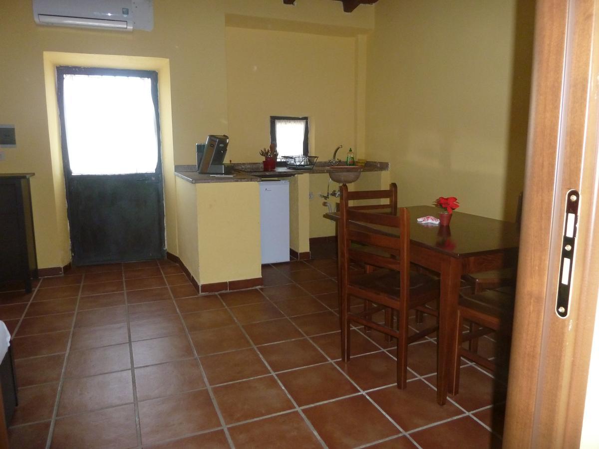 גיארדיני נאקסוס B&B Villa Palici מראה חיצוני תמונה